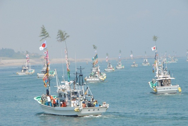 漁船パレード