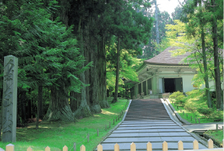 Chuson-ji Temple