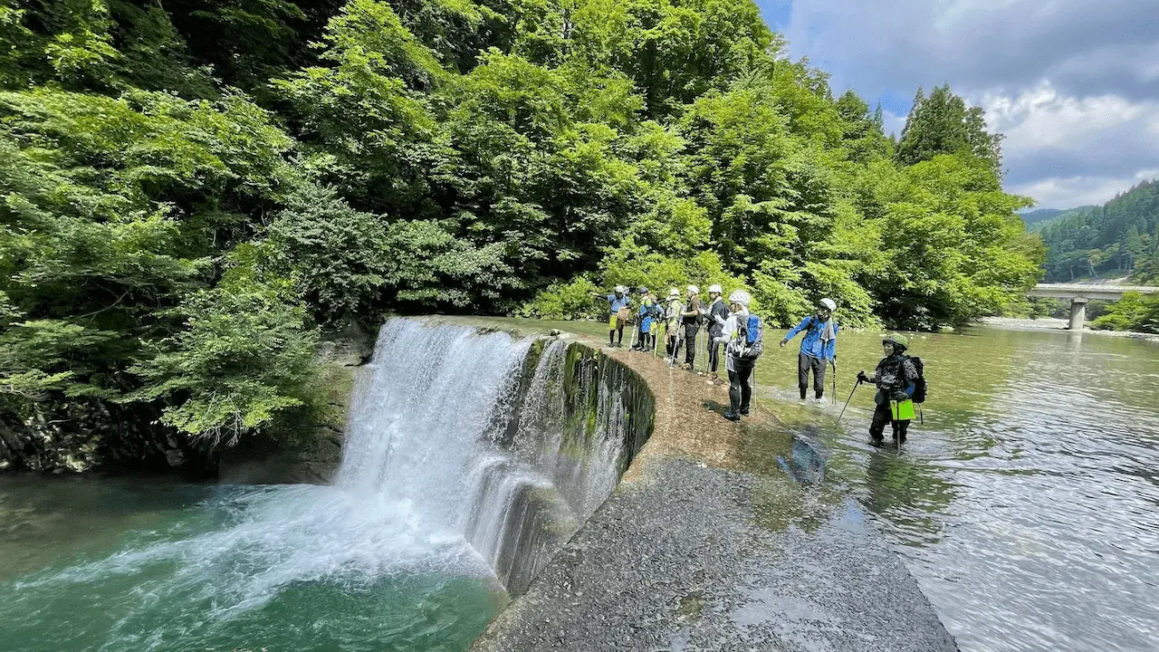 Shirakami River Trekking (Akita Shirakami Guide Association)