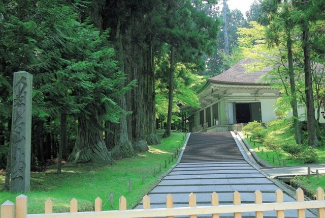 2日目：世界遺産中尊寺（昼食）