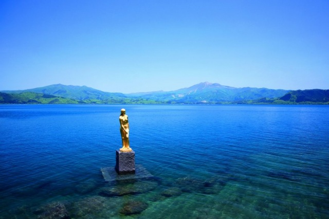 3日目：田沢湖畔見学（たつこ姫像）