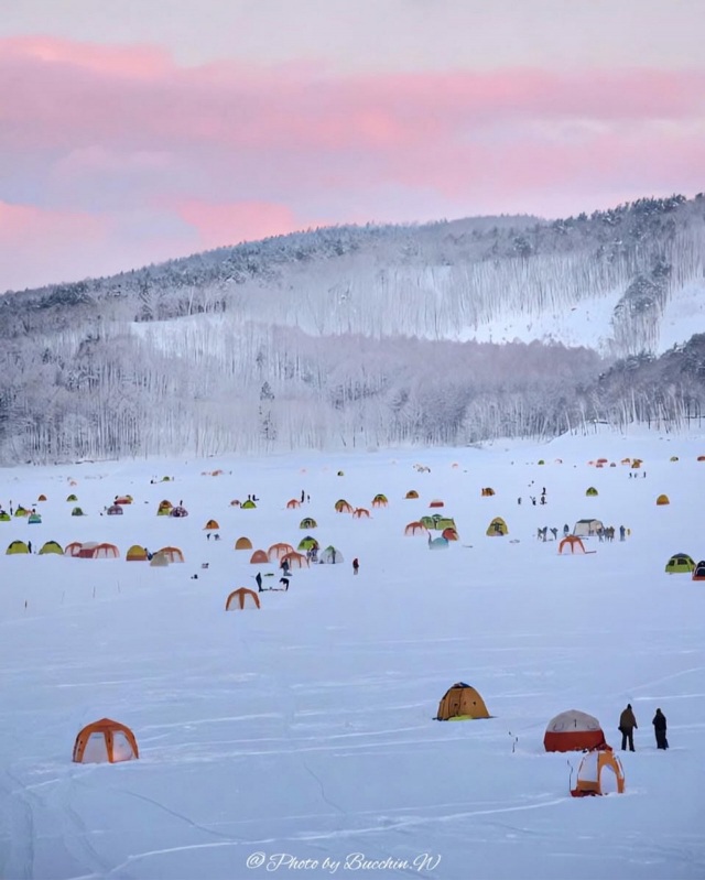 岩洞湖 氷上ワカサギ釣り