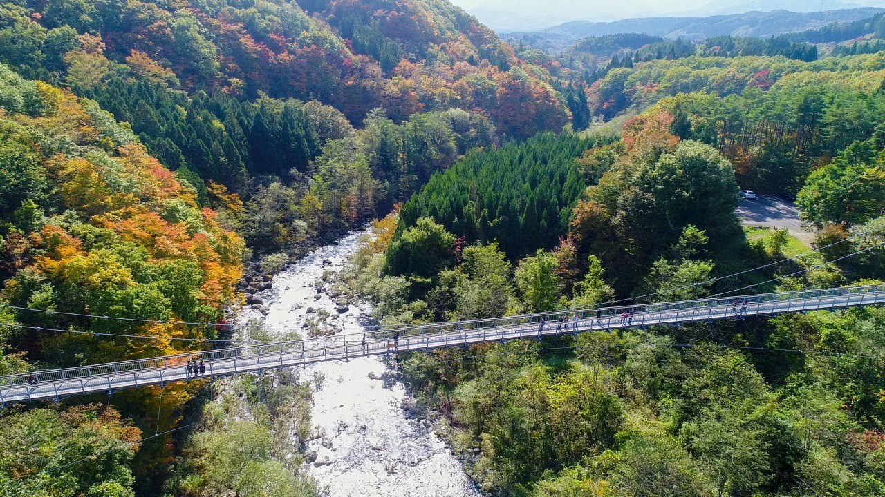 やまびこ吊り橋 東北の観光スポットを探す 旅東北 東北の観光 旅行情報サイト