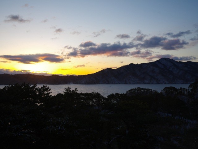 時間ごとに異なる景色を楽しむ【pixta】