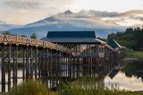 全長300mの日本一長い木造の三連太鼓橋