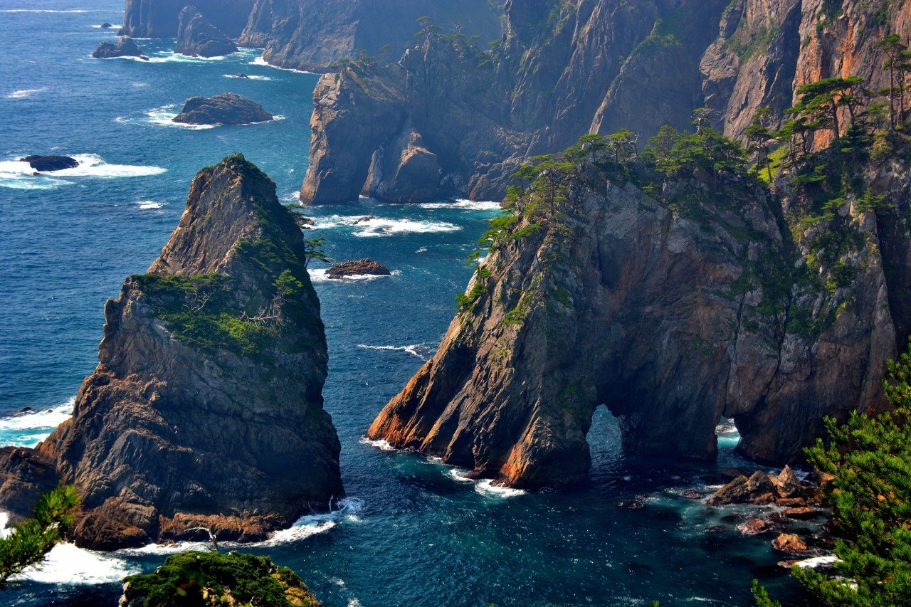 Kitayamazaki Cliffs