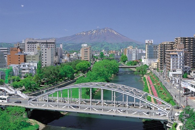 盛岡市内班別研修（城下町散策・食・職場体験）