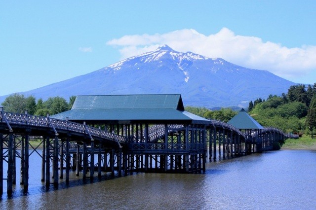 [Tsuruta, Aomori] Tsuru no Mai Bridge