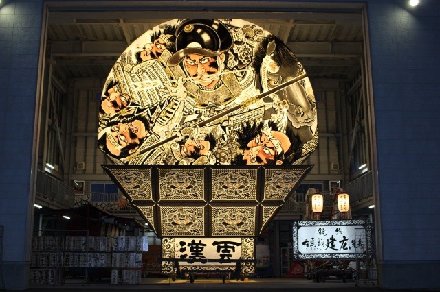 世界一の扇ねぷた出陣前