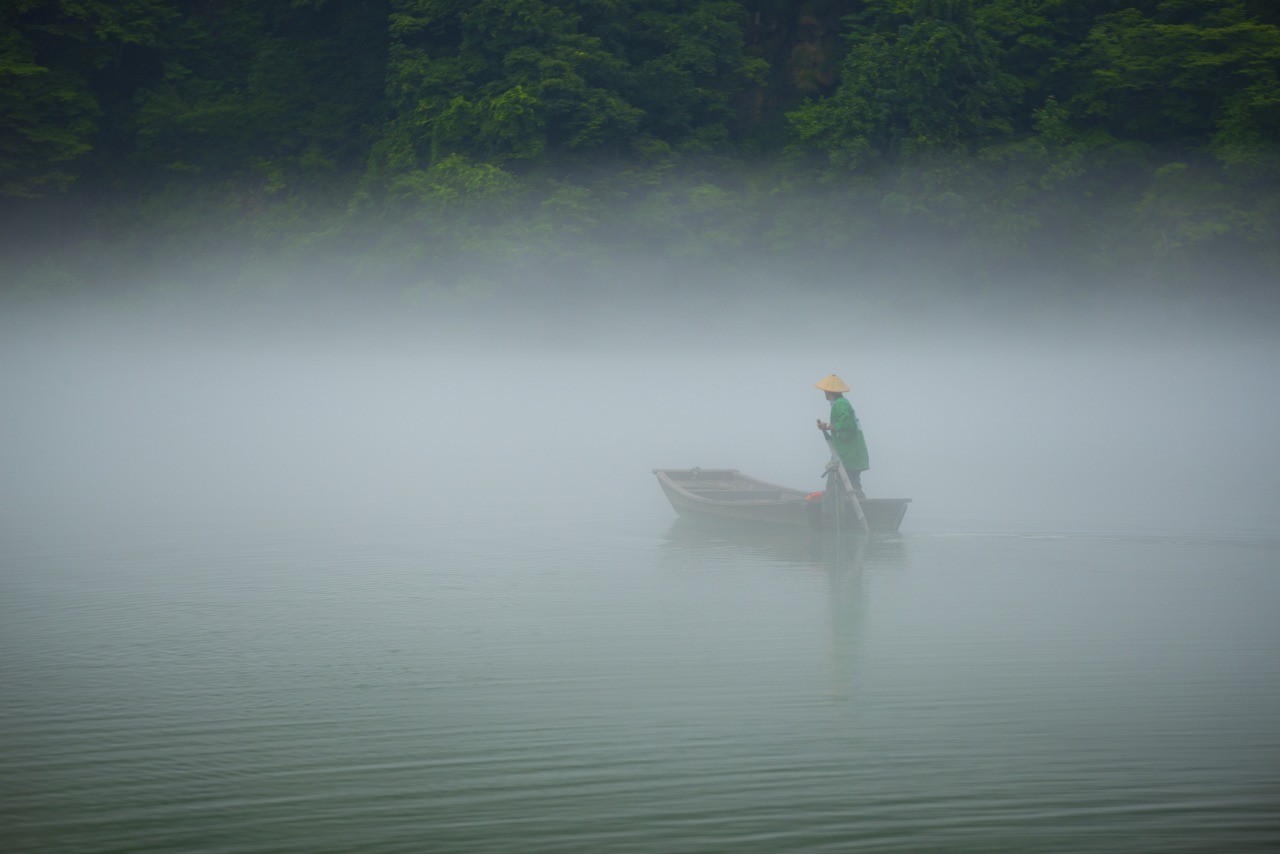 霧幻峽渡船