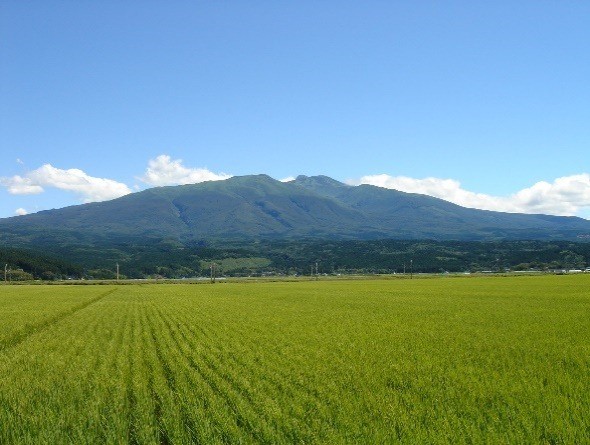 鳥海山登山シーズン(山形県遊佐町)