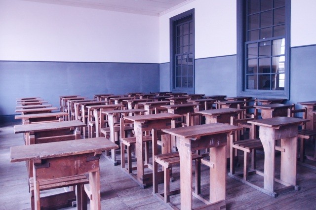 復元教室。昭和48年3月まで実際に使用されていた。