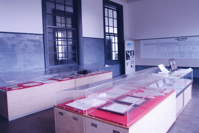 各教室は展示室として利用。福島県の教育の歴史を伝える。