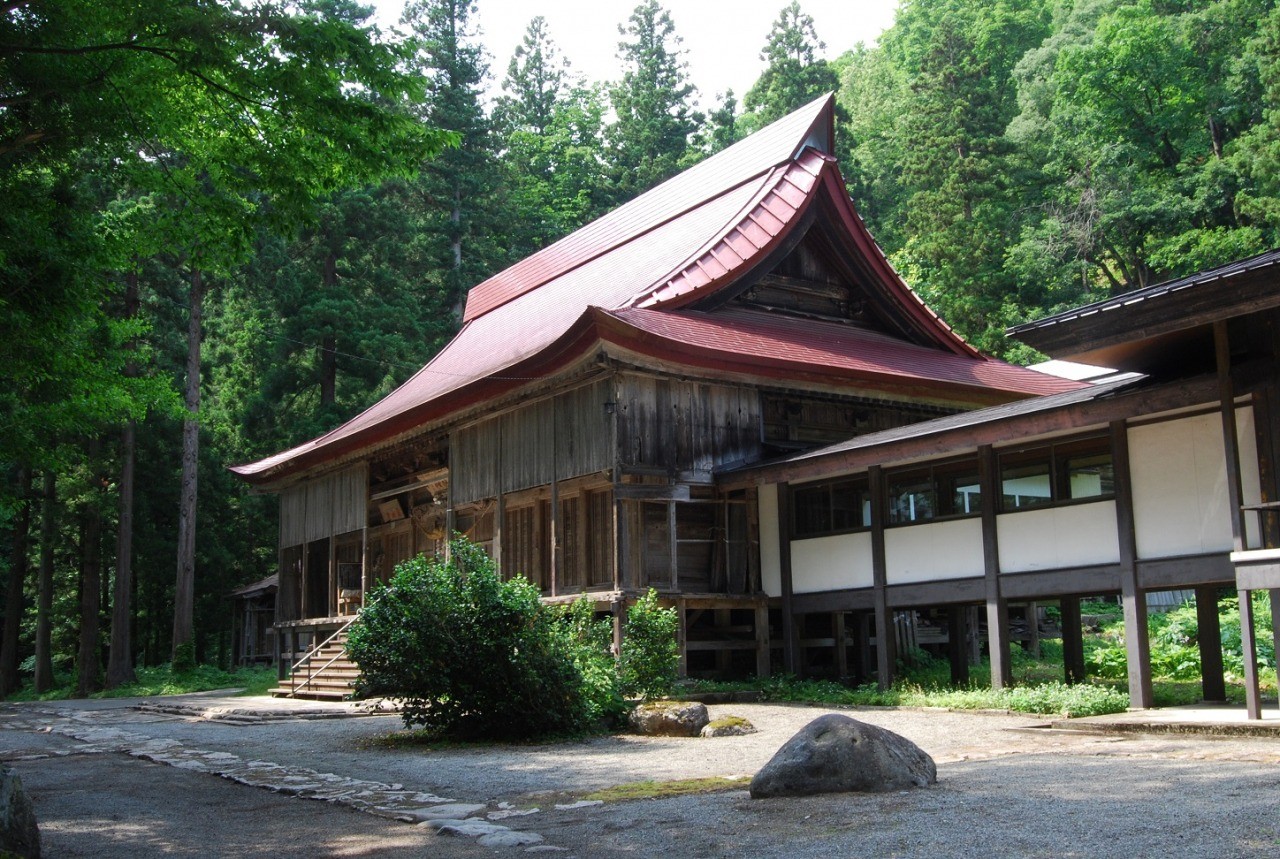Hondojiguchi -no -Miya -yuzdonosan Shrine worship