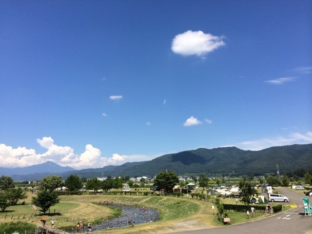 せせらぎ公園オートキャンプ場 モンゴルゲル 東北の観光スポットを探す 旅東北 東北の観光 旅行情報サイト