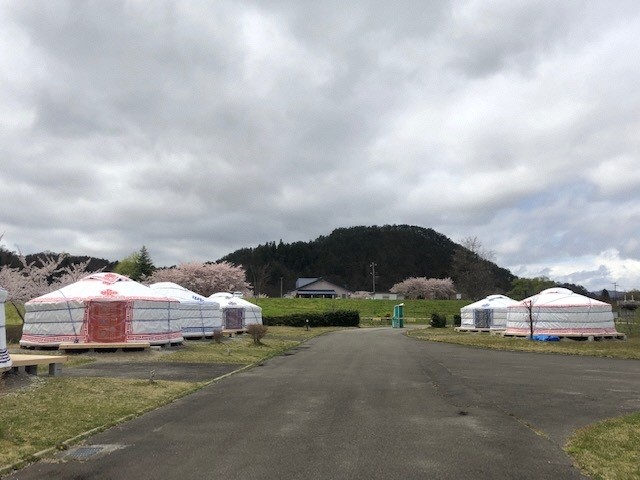 せせらぎ公園オートキャンプ場 モンゴルゲル 東北の観光スポットを探す 旅東北 東北の観光 旅行情報サイト