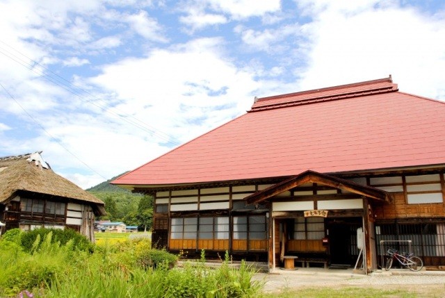 奥会津昭和村にある築180年の古民家ゲストハウス とある宿