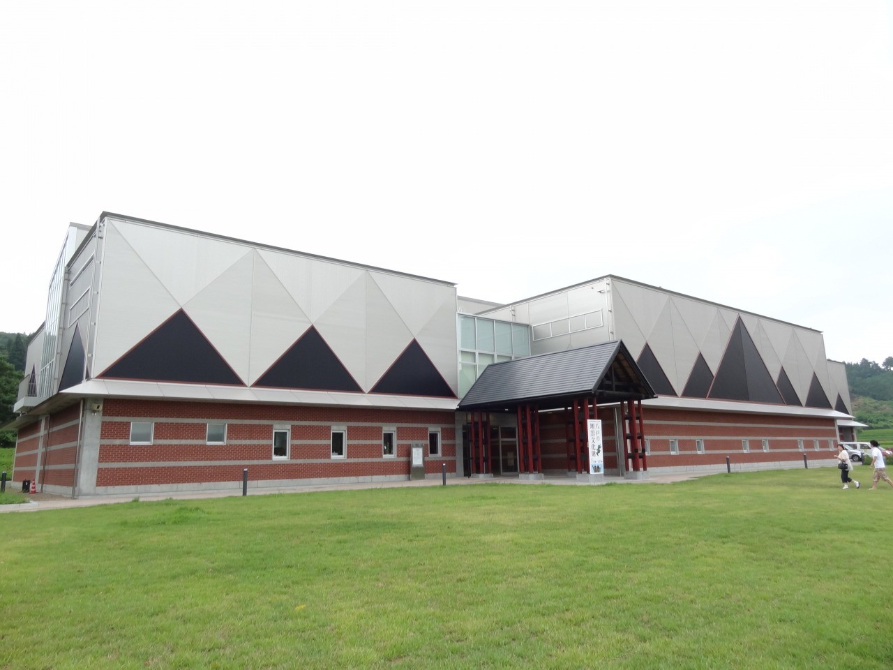 東北dc特別企画 国宝巡り 世界遺産登録に向けて 是川縄文館 学芸員がガイドするバックヤードツアー 八戸市 是川縄文館 東北dc観光素材集 旅東北 東北の観光 旅行情報サイト