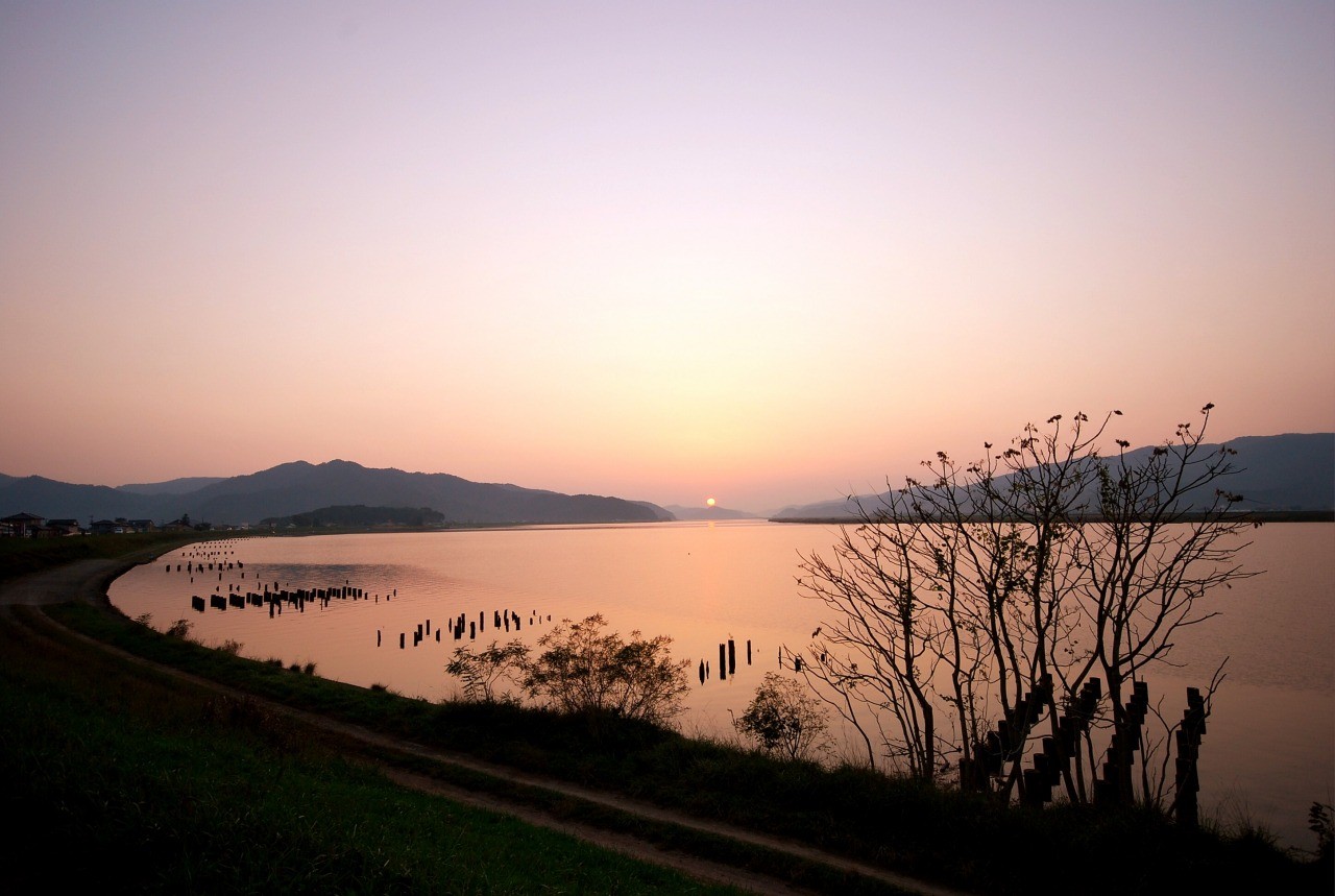 北上川に沈む夕陽｜東北の観光スポットを探す | 旅東北 - 東北の観光 ...