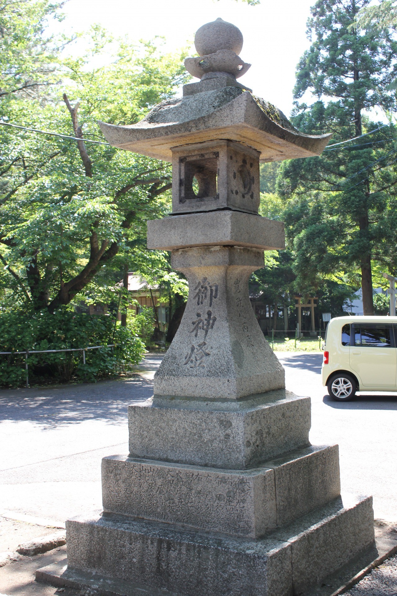 Yawata Shrine Oshu Lantern (Noshiro City, Akita Prefecture)