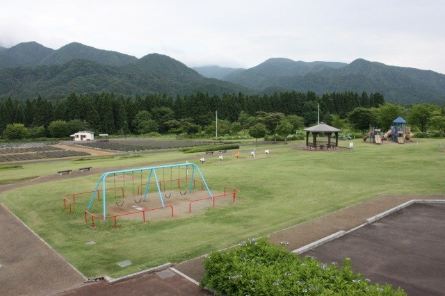 2.大台野広場(遊具2)