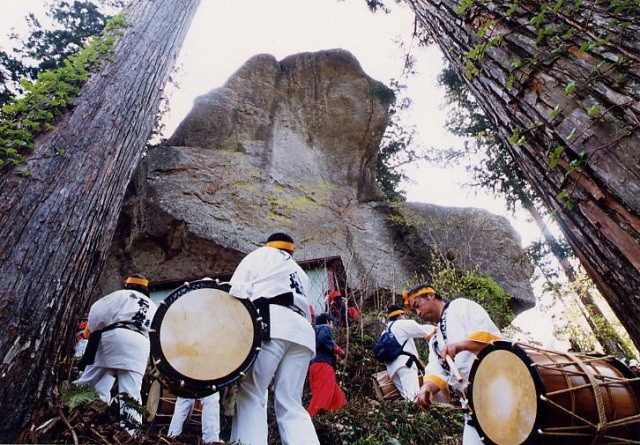 石の塔