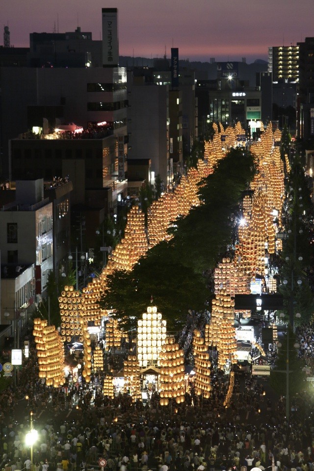 竿燈まつり遠景