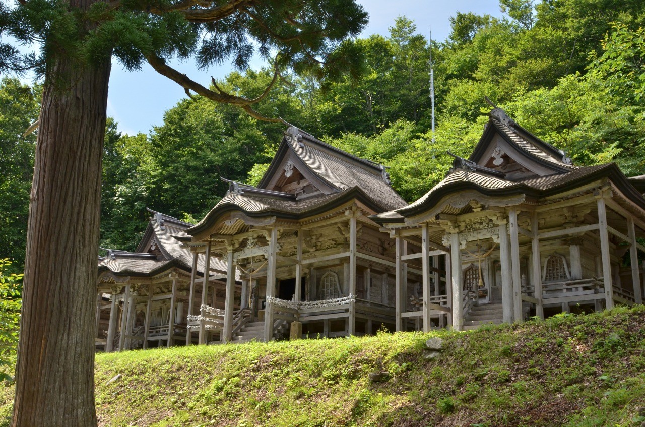 Akagami Shrine Goshado Hall (Oga City, Akita Prefecture)