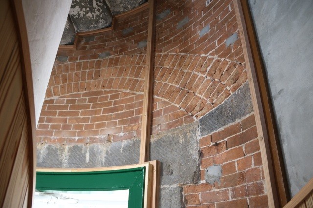 灯台内部では1876年当時のレンガ組も見られます