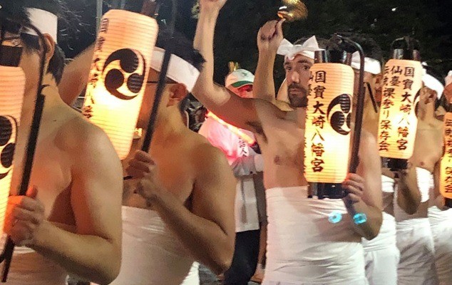 Hadaka Mairi: A “naked shrine visit” considered to be a prayer for the quality and safety of sake breweries. Learn about Japanese spiritual culture in a traditional ceremony.