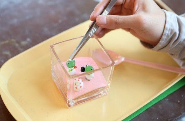 [Candle-making at Tsukioka Onsen, Niigata] Create a candle with cute miniature glass figurines!
