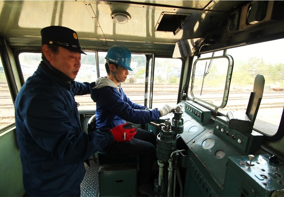 ディーゼル機関車運転体験 小坂鉄道レールパーク 東北の観光スポットを探す 旅東北 東北の観光 旅行情報サイト