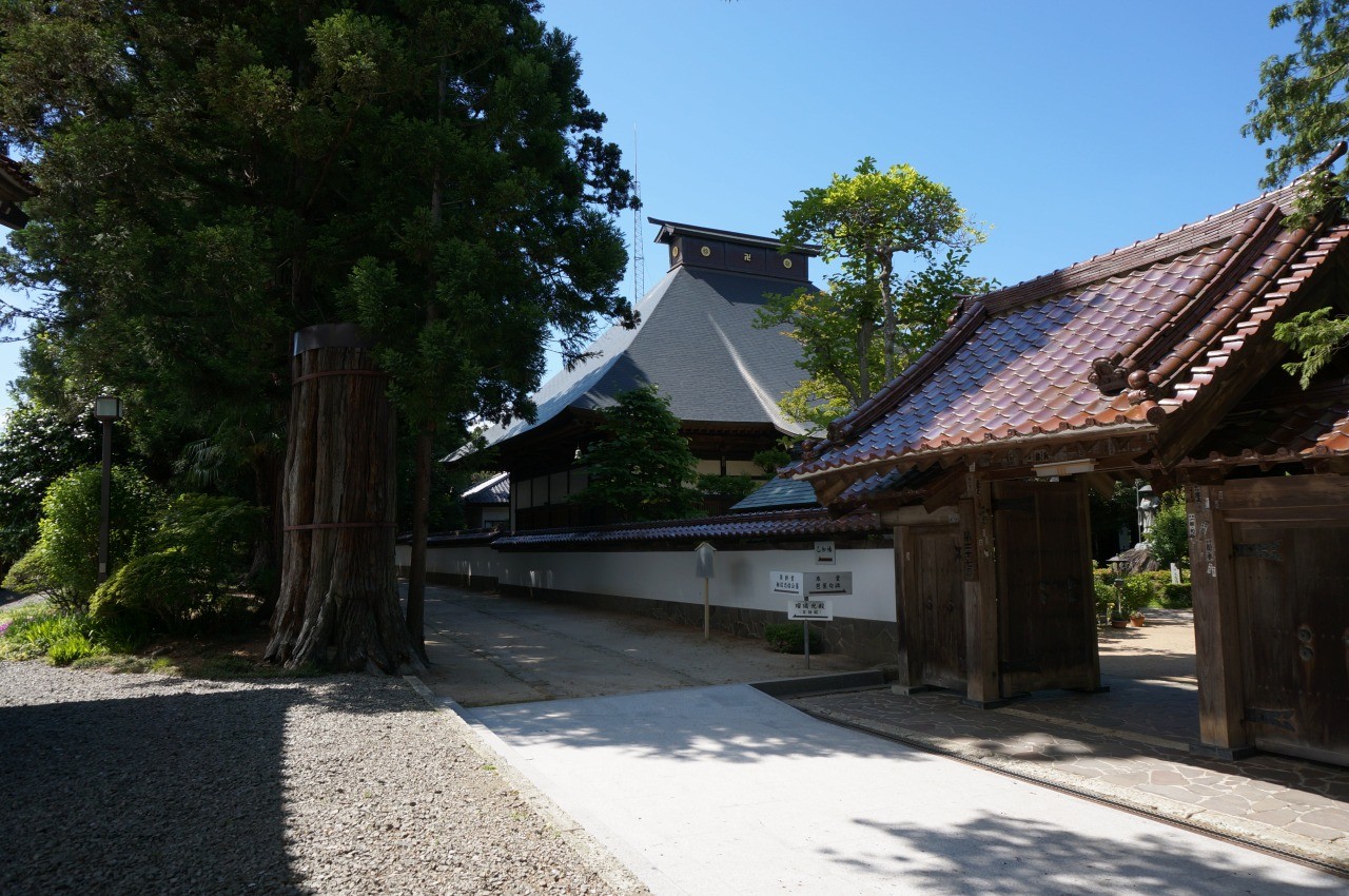 Rurikoyama Medical Temple