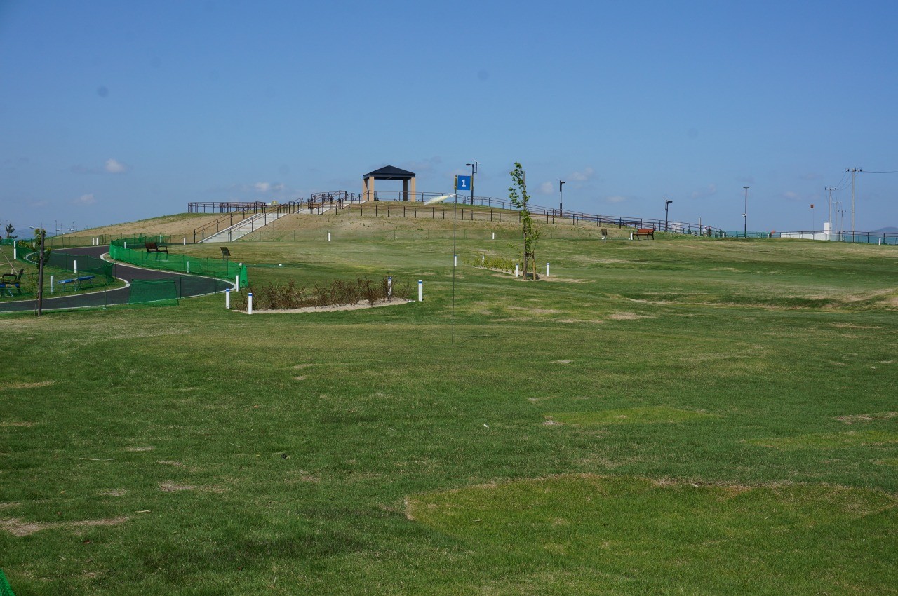 Yamoto Seaside Green Lin Park Golf Course