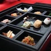 Enjoy a luxurious lunch fit for a shogun in the dignified atmosphere of Ryusenji Temple!