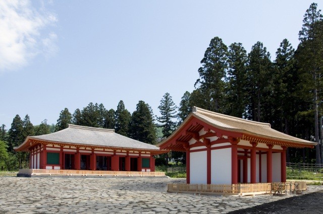 史跡慧日寺金堂・中門