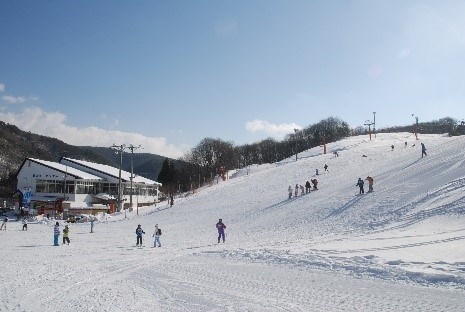Hanamaki City lead hot spring ski resort