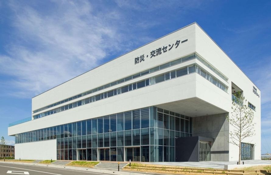 Yamamoto Town Disaster Prevention Base / Yamashita Regional Exchange Center (1F Disaster Prevention Information Corner) (Tsubamenomori Hidamari Hall)